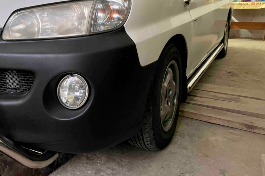 Hyundai H200, H1, Starex 1998–2007 Stranske cevi BB002 (2 kosa, nerjaveče jeklo) Image