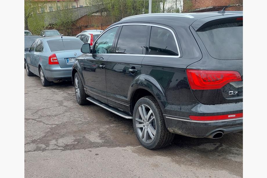 Audi Q7 2005–2015 OEM bočne stopnice (2 kos, aluminij) Fotografija 8