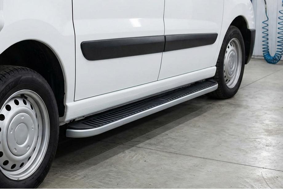Fiat Scudo 2007–2015 Stranske stopnice Tayga Grey (2 kos, aluminij) Image