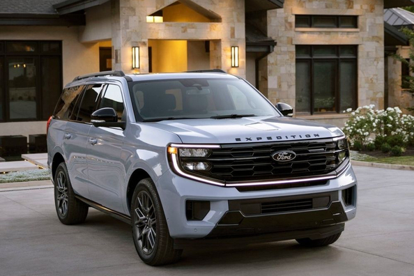 Test Ford Expedition V 2025: velik SUV za velike naloge Fotografija 1