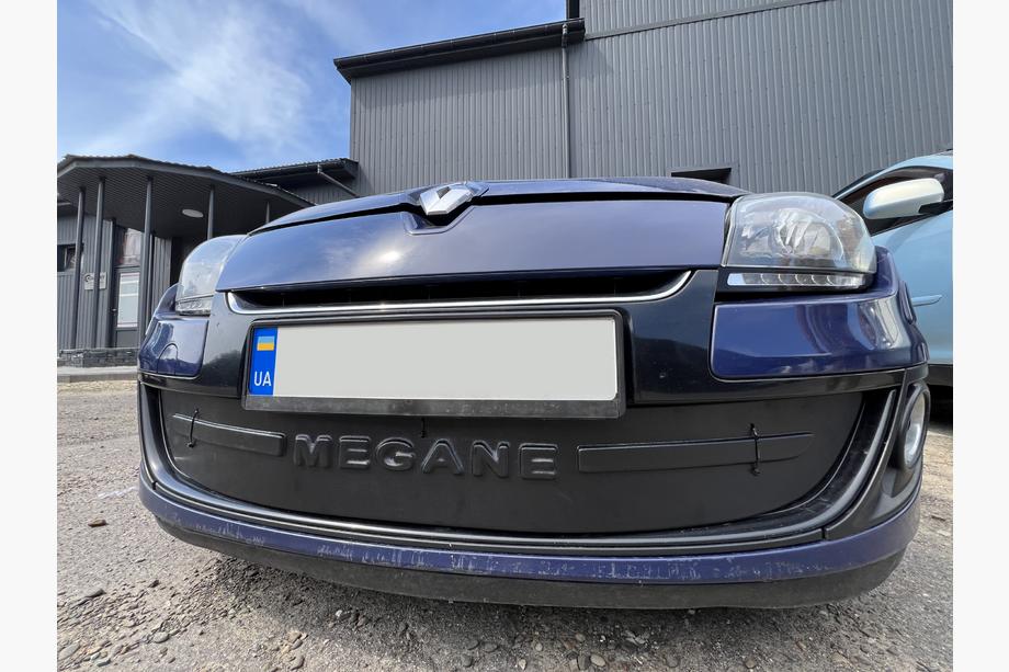 Renault Megane III 2009–2016 Zimska obloga za masko (2009-2013, spodnja) Mat Fotografija 5