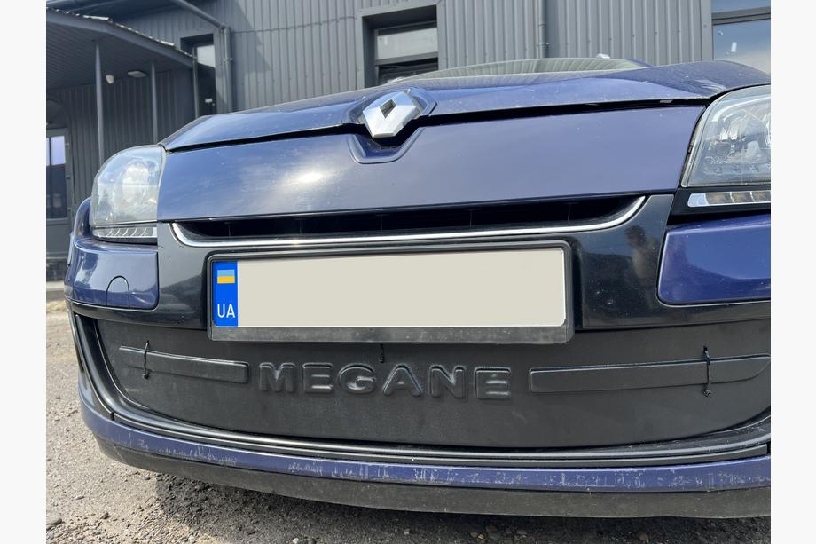 Renault Megane III 2009–2016 Zimska obloga za masko (2009-2013, spodnja) Mat Fotografija 6