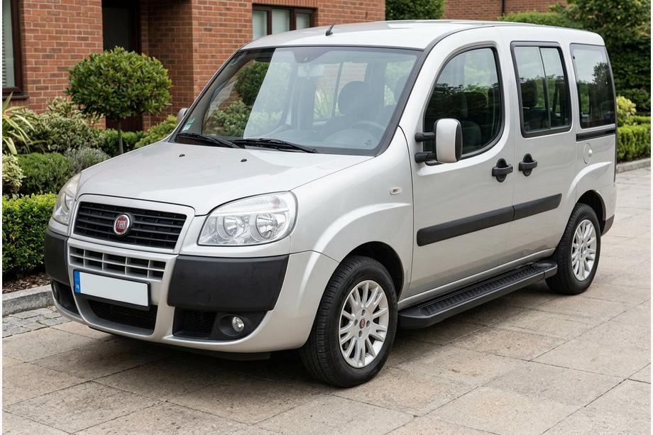 Fiat Doblo I 2005–2010 Bočne stopnice Allmond Black (2 kos, aluminij) Image