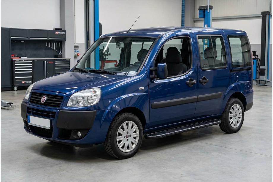 Fiat Doblo I 2005–2010 Bočne stopnice Bosphorus Black (2 kos, aluminij) Maxi medosna razdalja Image