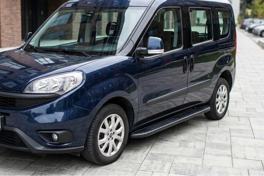 Fiat Doblo II 2010–2022 Bočne stopnice Bosphorus Black (2 kos, aluminij) Image
