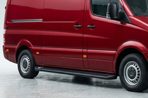 Volkswagen Crafter 2006–2016 Bočne stopnice Allmond Black (2 kos, aluminij) fotografija 1