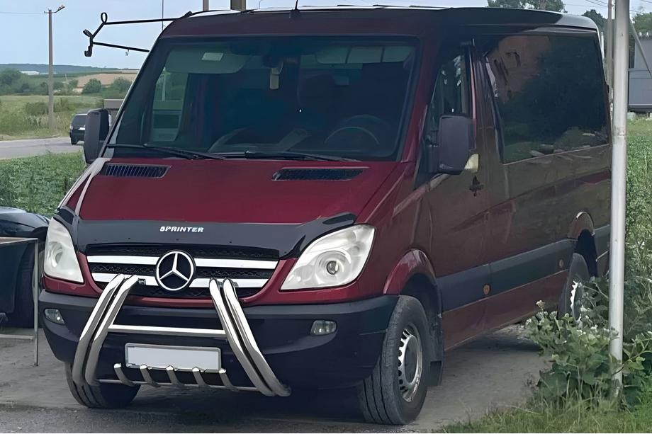 Mercedes Sprinter W906 2006–2018 Prednji zaščitni lok F1-01M (2006-2013, nerjaveče jeklo) Image