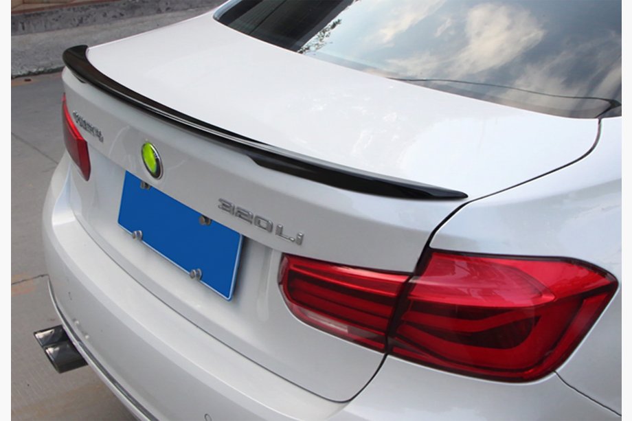 BMW serija 3 F30/F31 2012–2019 Spojler MP-Style (za F30/F80, sijajno črn) Fotografija 1