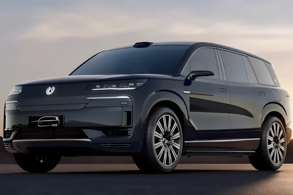 Denza N9 EV 2025: Pregled električnega SUV-ja