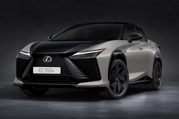 Lexus RZ 550e F Sport 2025: Test športnega električnega križanca