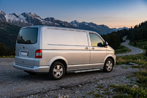 Volkswagen T5 Caravelle 2004–2010 Stranske stopnice Duru (2 kos, aluminij) Kratka medosna razdalja fotografija 2
