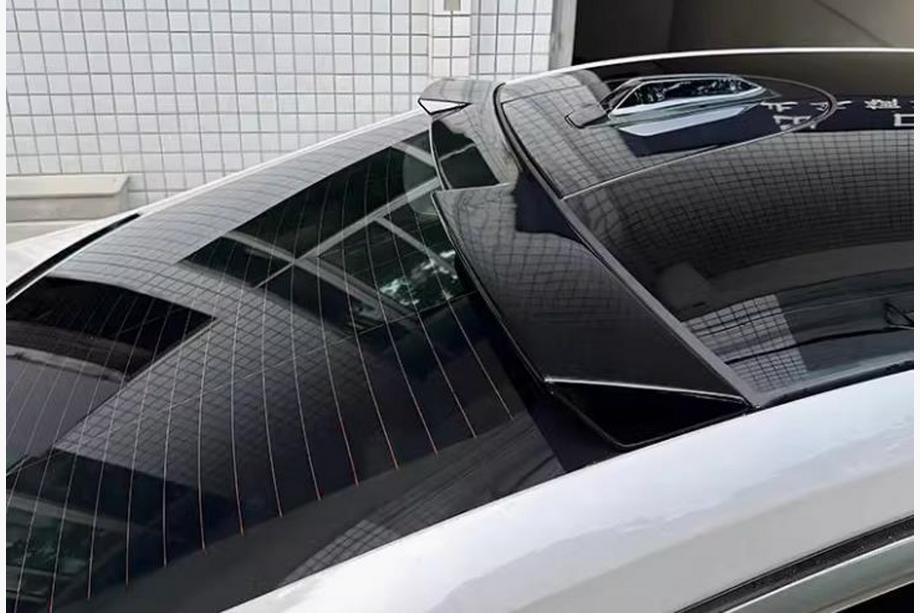 BMW 5/i5 serija G60/G60E/G61 2023– M4-Style spojler za prtljažnik (črni sijaj) Image