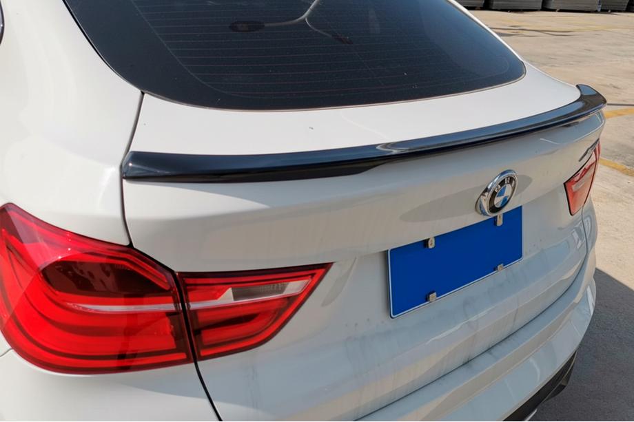 BMW X4 F26 2014–2018 Spojler P-Style (črna visok sijaj) Image
