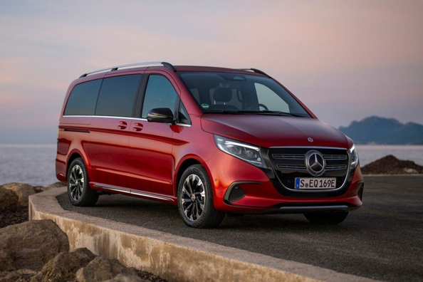Test Mercedes-Benz EQV 2024: luksuzni električni avto za družino