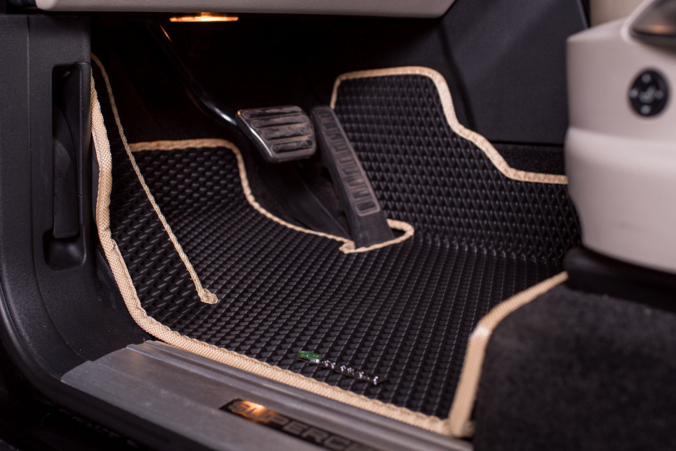 Kateri avtomobilski tepihi so najboljši za poletno sezono?