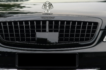 Mercedes S-сlass W221 2005–2013 Maska hladilnika Maybach Black (2009-2013) fotografija 1