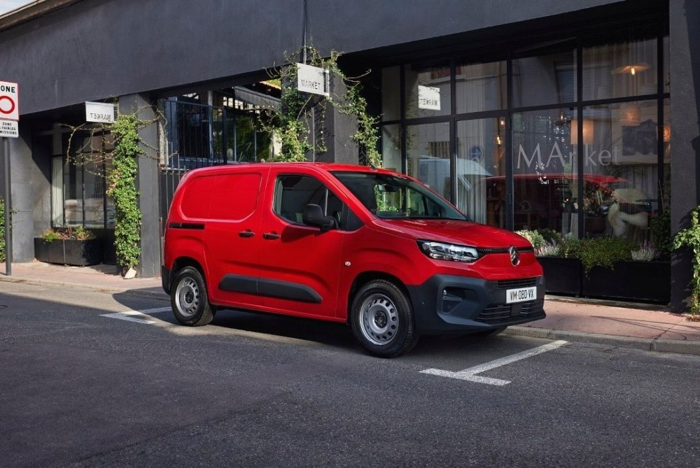 Test Citroen Berlingo Van: prenova 2024