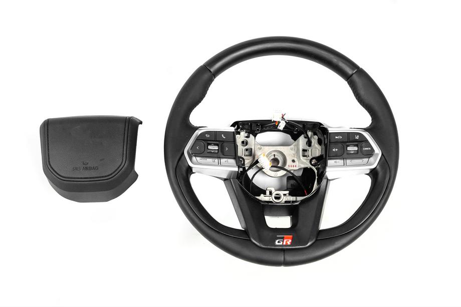 Toyota Land Cruiser 200 2007–2021 Volan z gretjem TLC300-dizajn (les) Fotografija 6