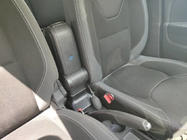 Renault Clio IV 2012–2019 Naslon za roko V1 (v držalo za pijačo) fotografija 4