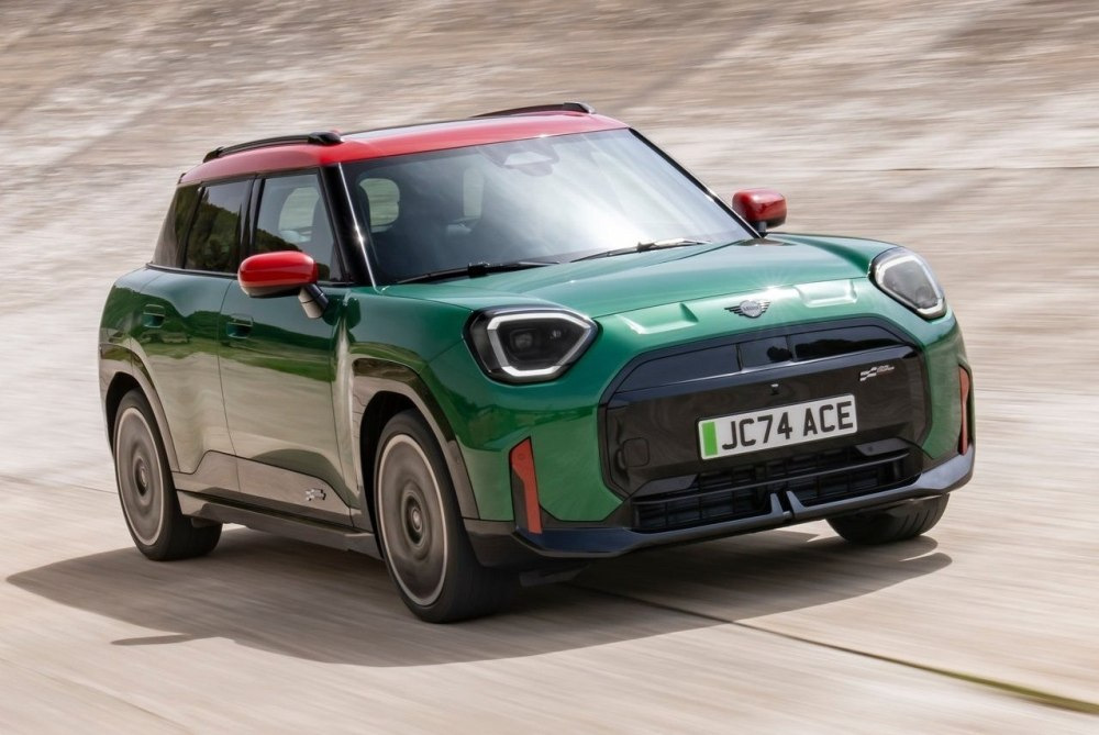Test: MINI John Cooper Works Aceman Electric 2025