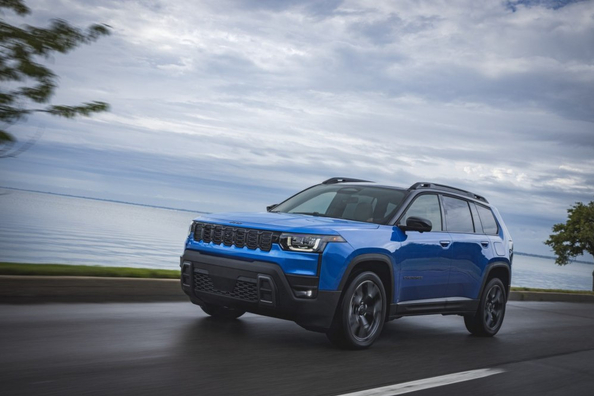 Test Jeep Cherokee 2025 (6. generacija): vrnitev legende