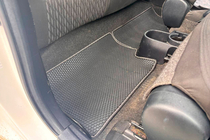 Toyota Yaris 2010–2020 Carsuit ДВС gumijasti tepihi za notranjost (Črni) fotografija 3