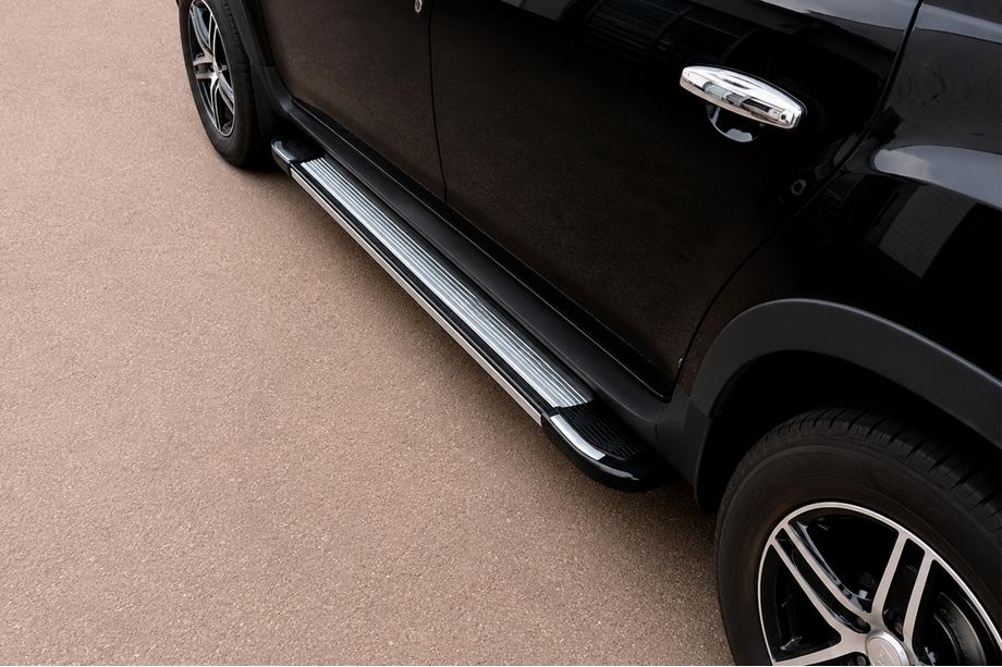 Renault Duster 2008–2017 Stranske stopnice Rainbow (2 kos, aluminij) Image