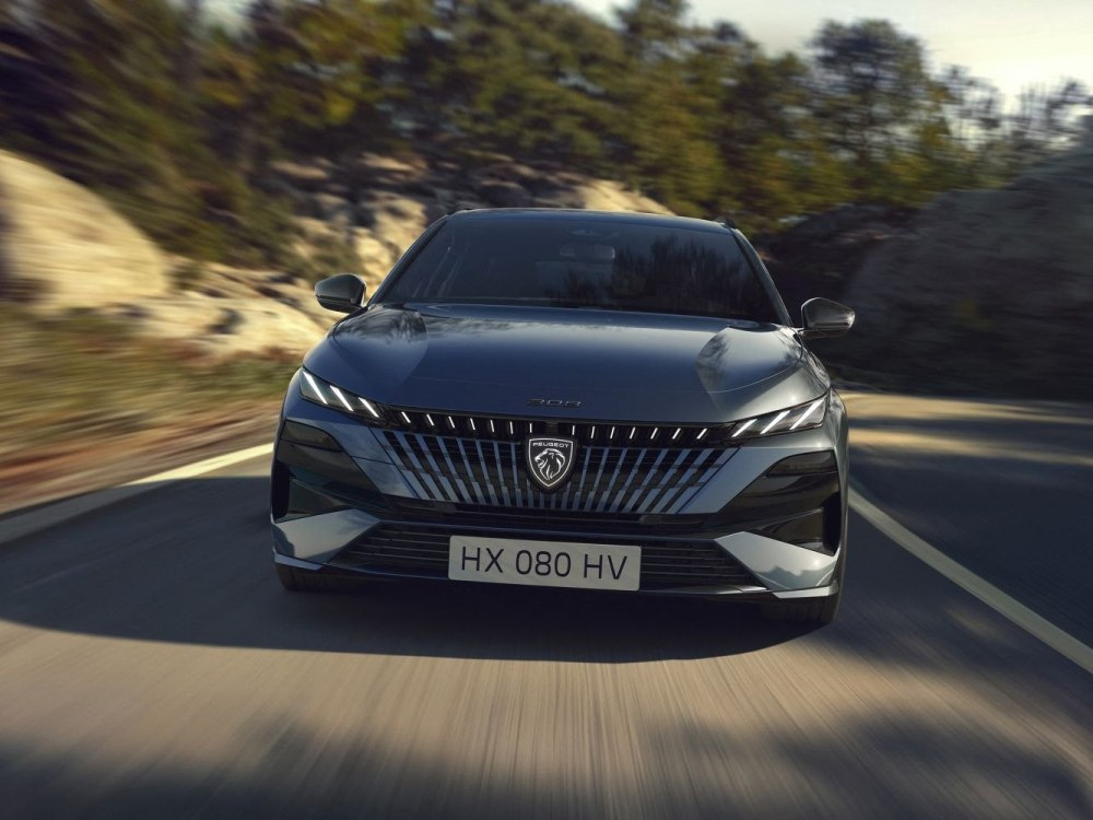 Test Peugeot 308 SW 2025: eleganten in praktičen karavan