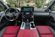 Pregled Lexus LX 700h 2025: hibridni SUV četrte generacije fotografija 7