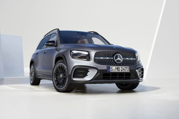 Mercedes-Benz GLB-Class: Test prenove kompaktnega premium SUV-ja