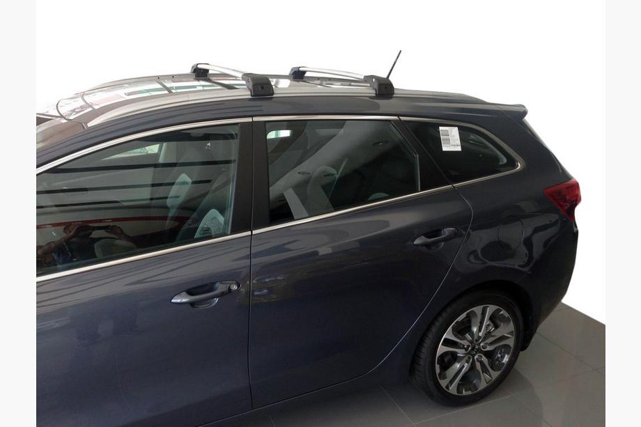 Kia Ceed 2012–2018 Strešni nosilci (prečke) za integrirane strešne letve, zaklepni na ključ WingCarrier V2 (2 kos) Siva Image