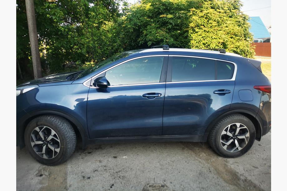 Kia Sportage 2015–2021 Strešni nosilci (prečke) za integrirane strešne letve, zaklepni na ključ WingCarrier V2 (2 kos) Črna Image