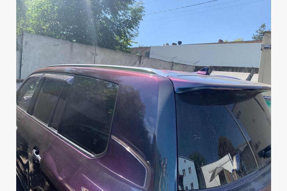 Lexus LX570/450d 2008–2022 Strešni nosilci (prečke) za integrirane strešne letve, zaklepni na ključ WingCarrier V2 (2 kos) Črna Image