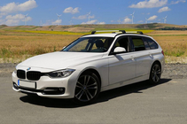 BMW serija 5 F10/F11 2010–2016 Strešni nosilci (prečke) za integrirane strešne letve, zaklepni na ključ WingCarrier V2 (2 kos) Črna fotografija 1