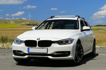 BMW serija 5 F10/F11 2010–2016 Strešni nosilci (prečke) za integrirane strešne letve, zaklepni na ključ WingCarrier V2 (2 kos) Črna fotografija 20