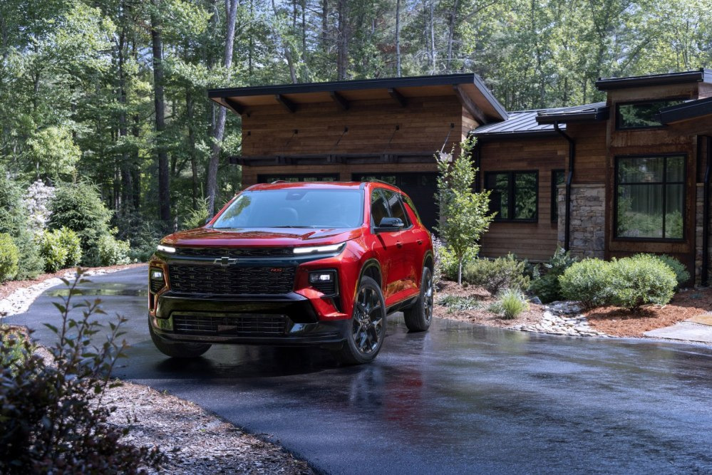 Chevrolet Traverse tretja generacija 2024: Pregled družinskega SUV-ja