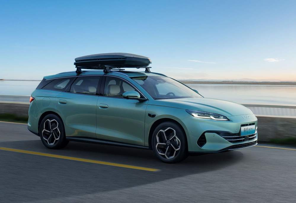 Test BYD Seal 06 Travel DM-i: tehnični podatki, oprema in fotografije
