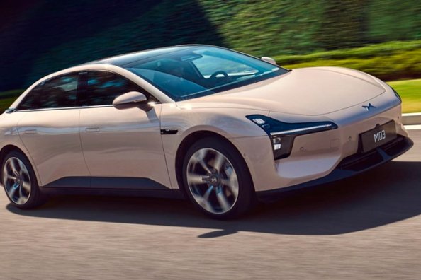 Test XPeng Mona M03: nov standard v razredu električnih limuzin
