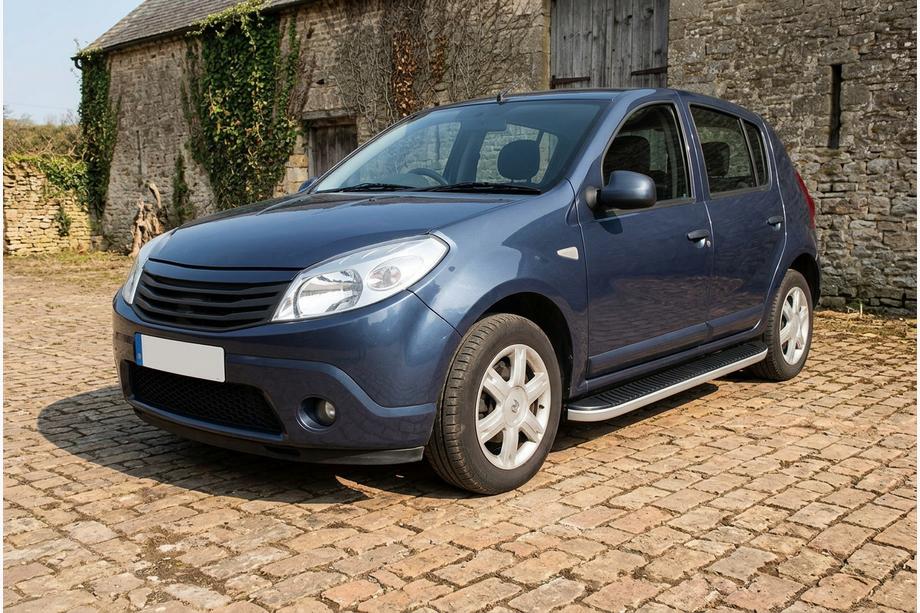 Renault Sandero 2007–2013 Stranske stopnice Tayga Grey (2 kos, aluminij) Image