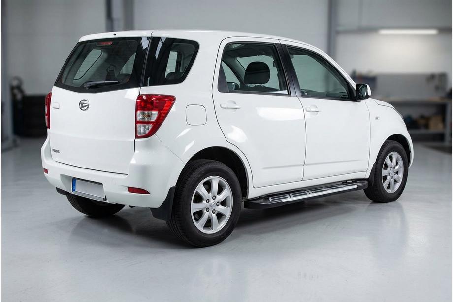 Daihatsu Terios 2006–2017 Bočni pragovi Sunrise (2 kos, aluminij) Image