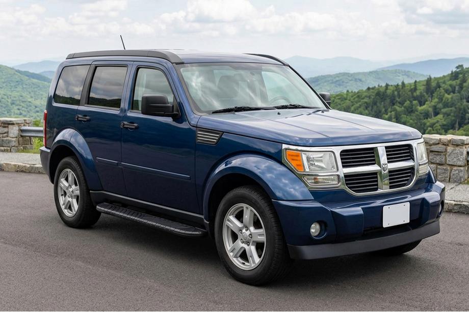 Dodge Nitro 2006–2011 Bočne stopnice Bosphorus Black (2 kos, aluminij) Image