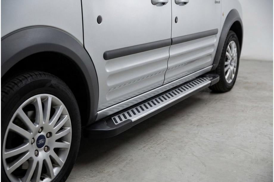 Ford Connect 2002–2006 Stranske stopnice Line (2 kosa, aluminij) Image