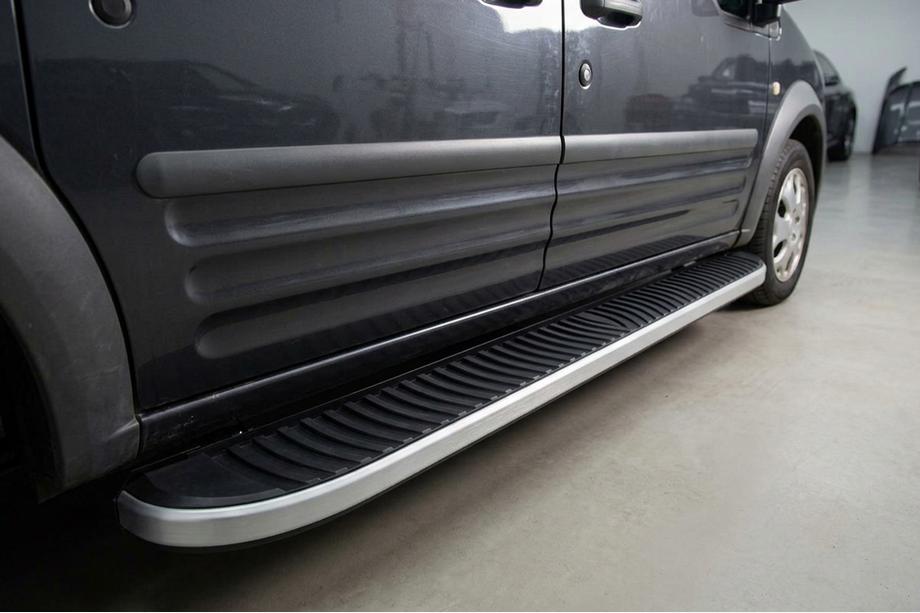 Ford Connect 2002–2006 Bočne stopnice Tayga (2 kos, aluminij) Image