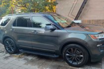 Ford Explorer 2011–2019 Bočne stopnice Allmond Black (2 kos, aluminij) fotografija 5