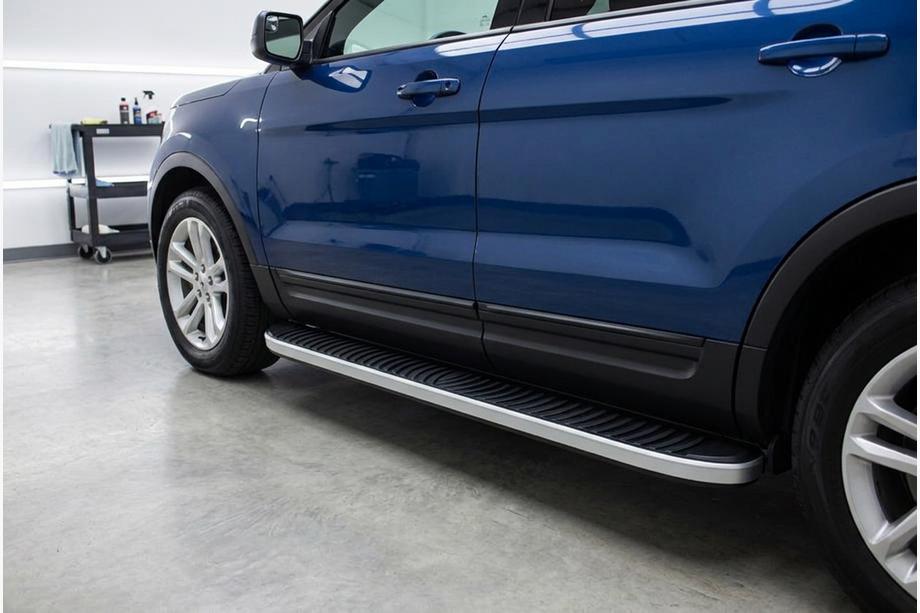 Ford Explorer 2011–2019 Stranske stopnice Tayga Grey (2 kos, aluminij) Image