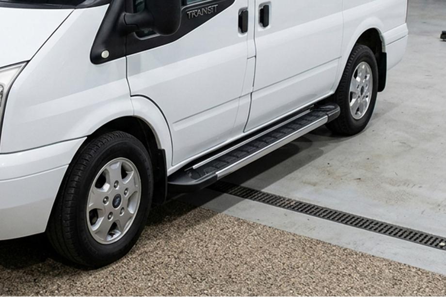 Ford Transit 2000–2014 Stranske stopnice RedLine V1 (2 kos, aluminij) Image