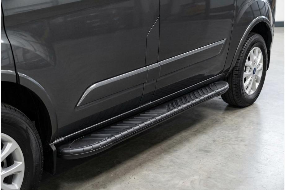 Ford Custom 2013–2022 Bočne stopnice Bosphorus Black (2 kos, aluminij) Image