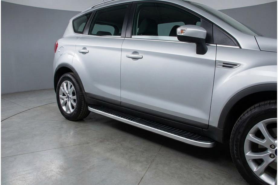 Ford Kuga 2008–2013 Stranske stopnice Tayga Grey (2 kos, aluminij) Image