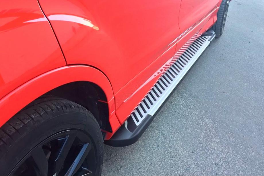 Ford Kuga/Escape 2013–2019 Stranski pragovi Line (2 kos, aluminij) Image