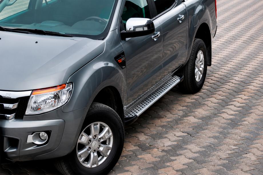 Ford Ranger 2011–2022 Stranske stopnice Allmond Grey (2 kos, aluminij) Image